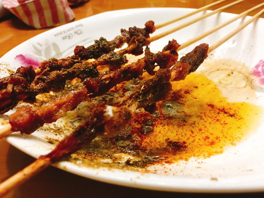 一清平做的微波炉速成羊肉串
