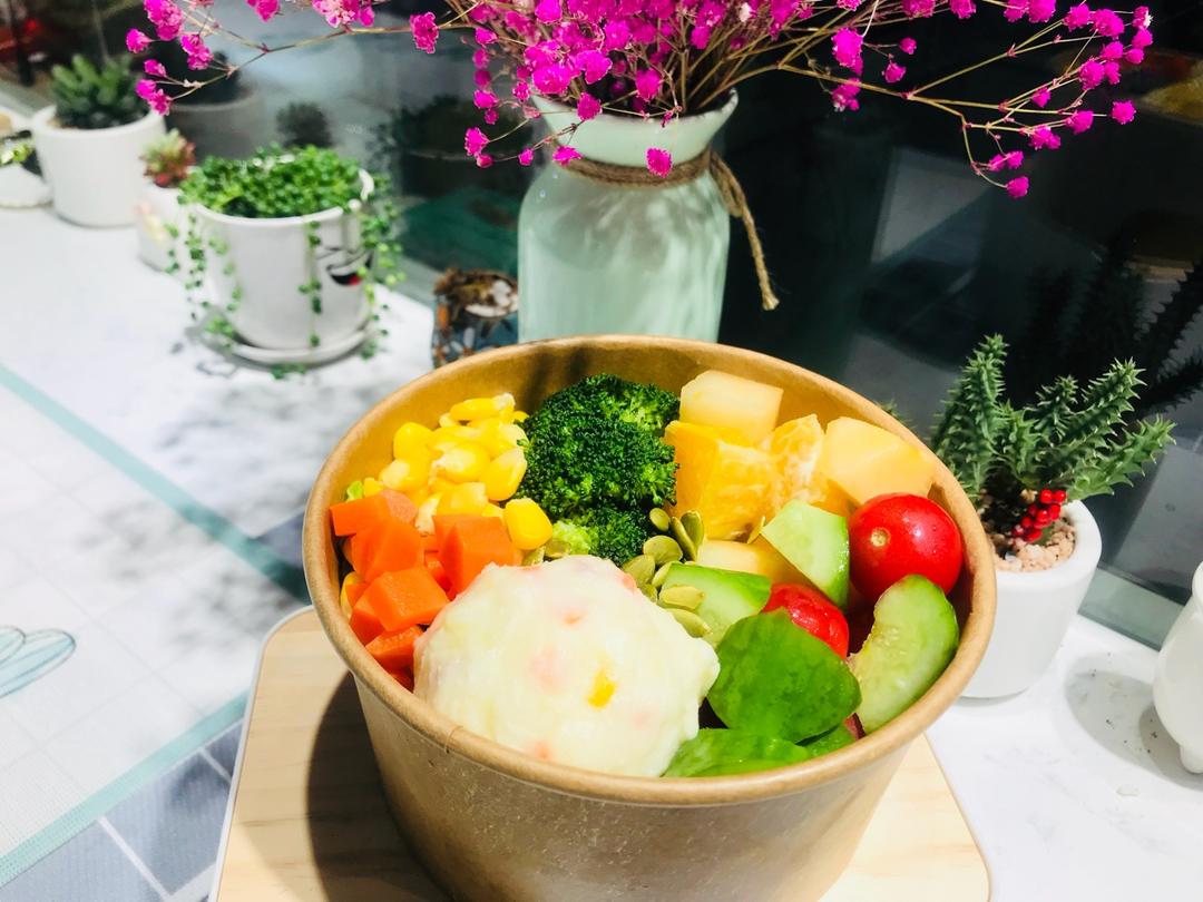 沙拉香嫩肠🥗