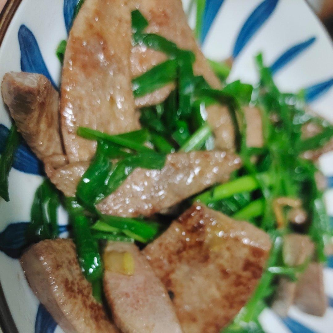 韭菜炒猪肝 下饭菜
