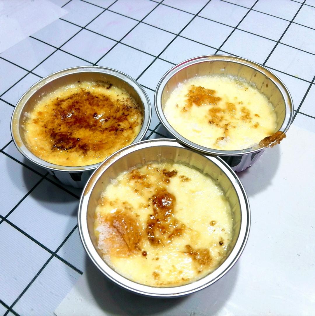 超简单的布丁（消耗淡奶油的美味点心）