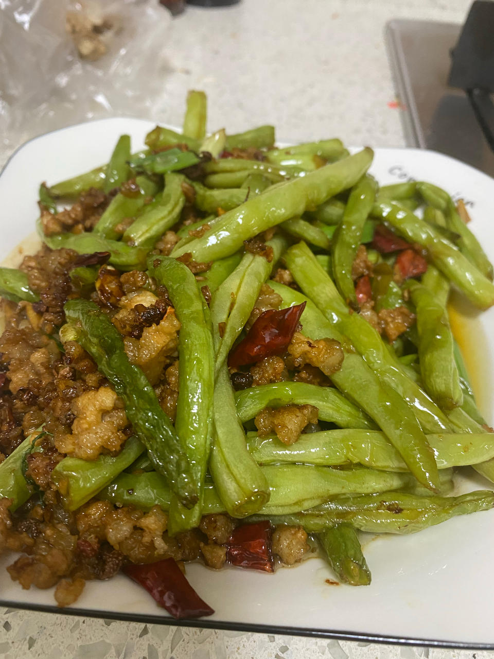 一上桌就瞬间光盘的干煸四季豆