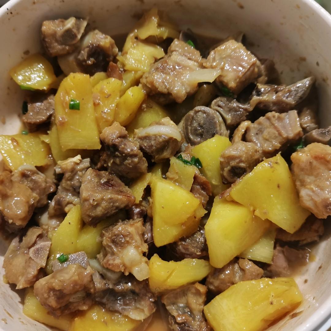 菠萝炒排骨