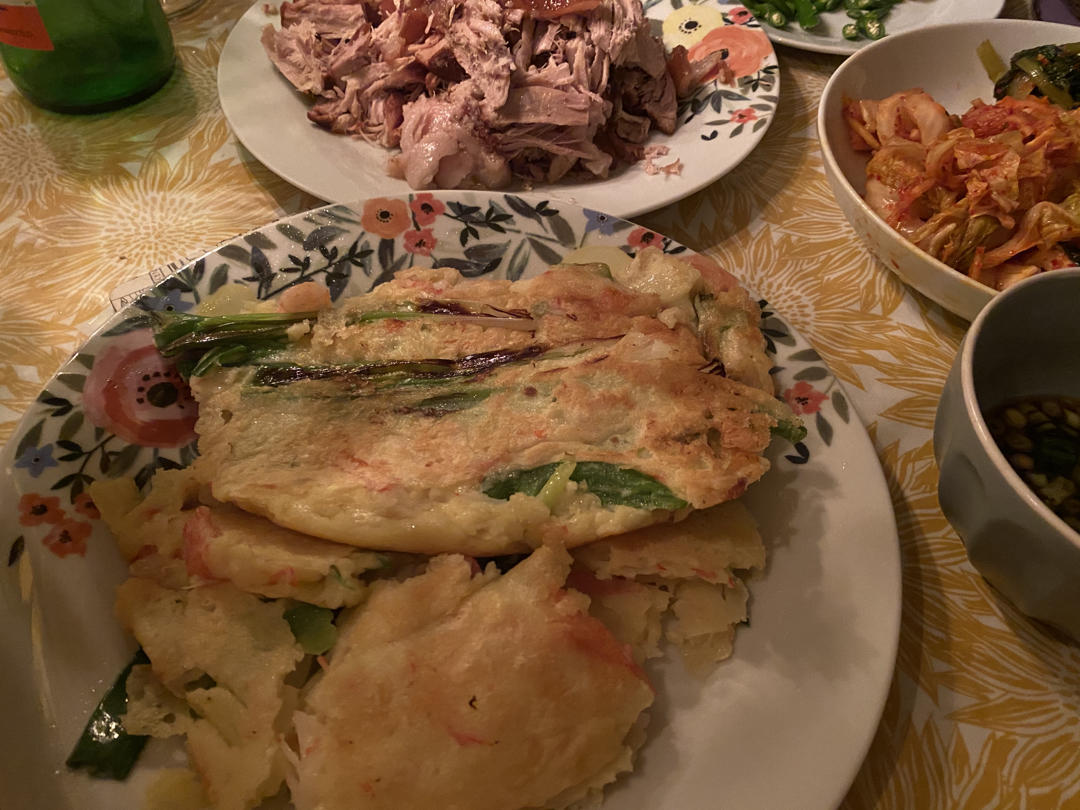 做出跟餐厅一样酥嫩的【韩式海鲜葱饼】