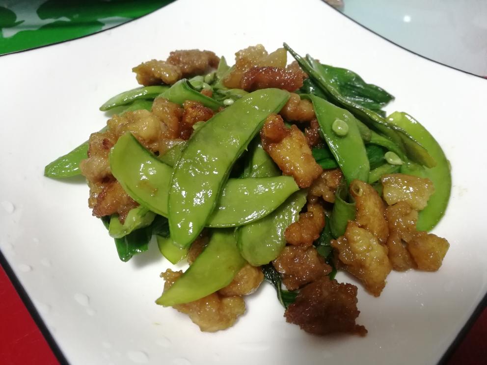 豌豆荚炒肉