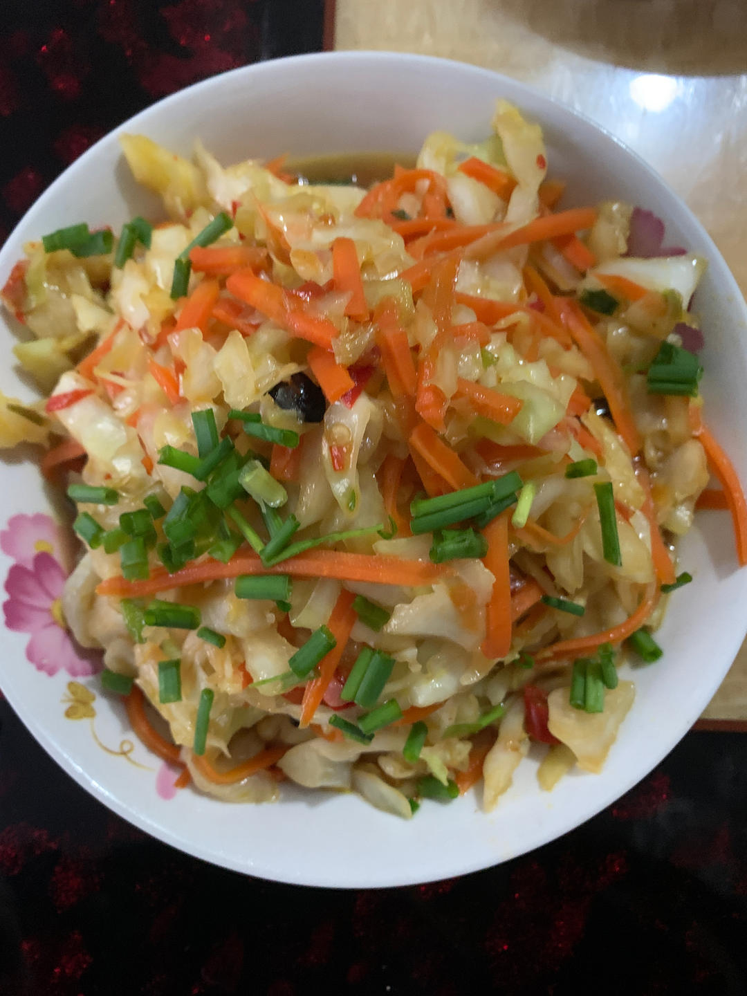 超级下饭的家常菜！给肉都不换的包菜炒鸡蛋