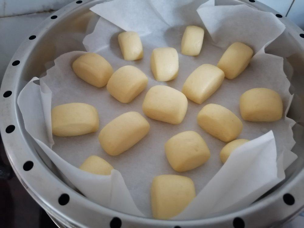 宝宝辅食之迷你玉米面小馒头