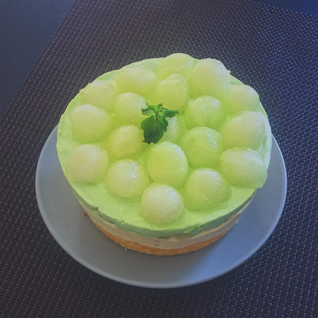 蜜瓜豆浆慕斯蛋糕