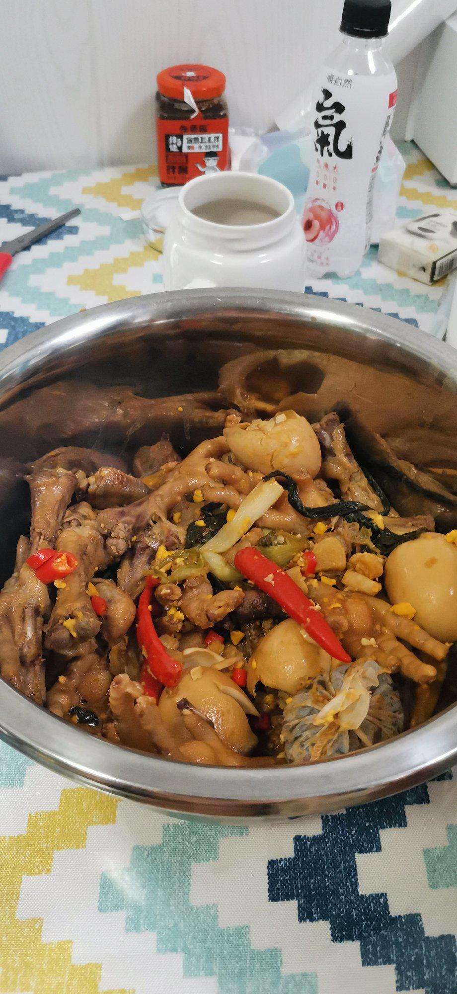 卤鸡爪鸡蛋豆干（简单易学）
