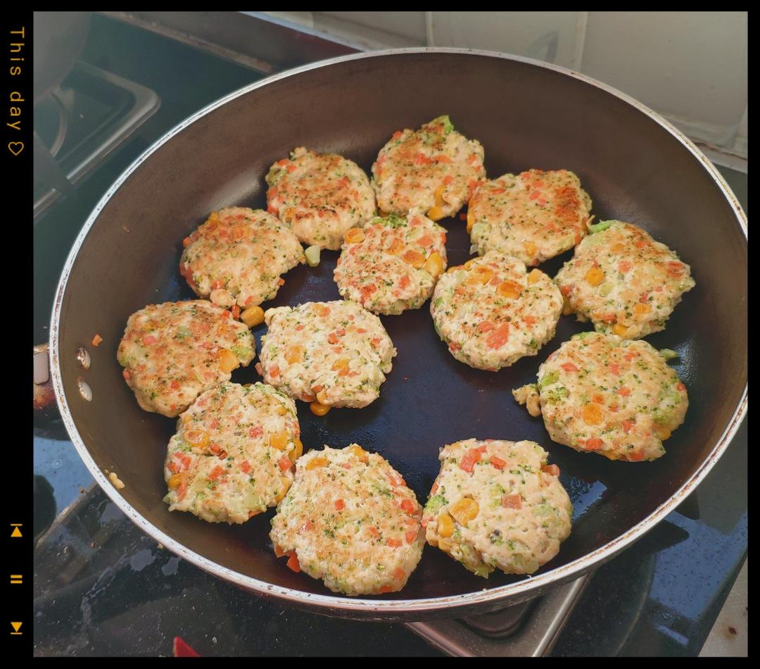 减肥餐低脂鸡胸肉饼