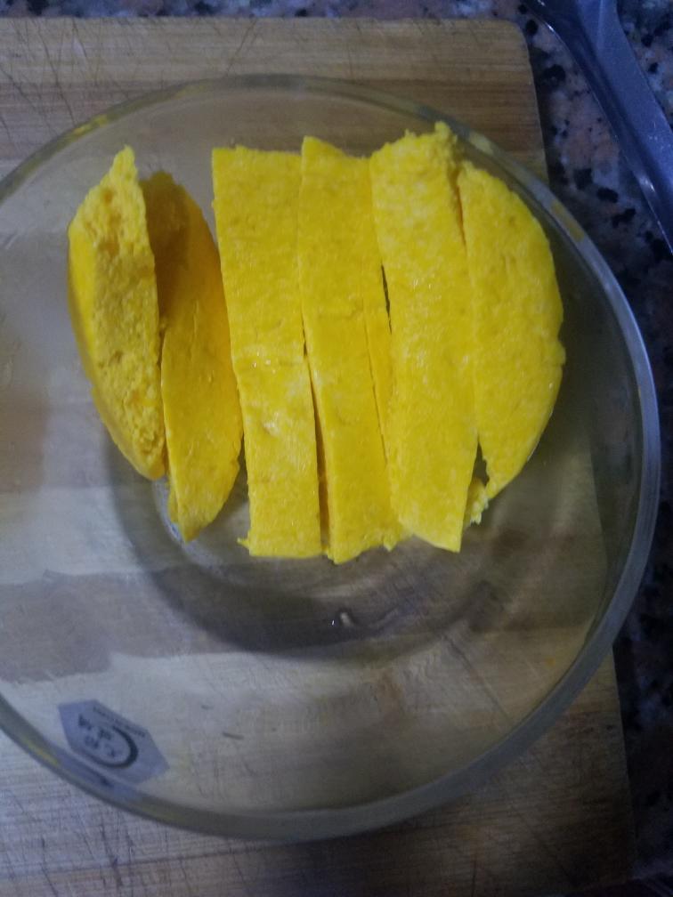 8个半月以上辅食手指南瓜条