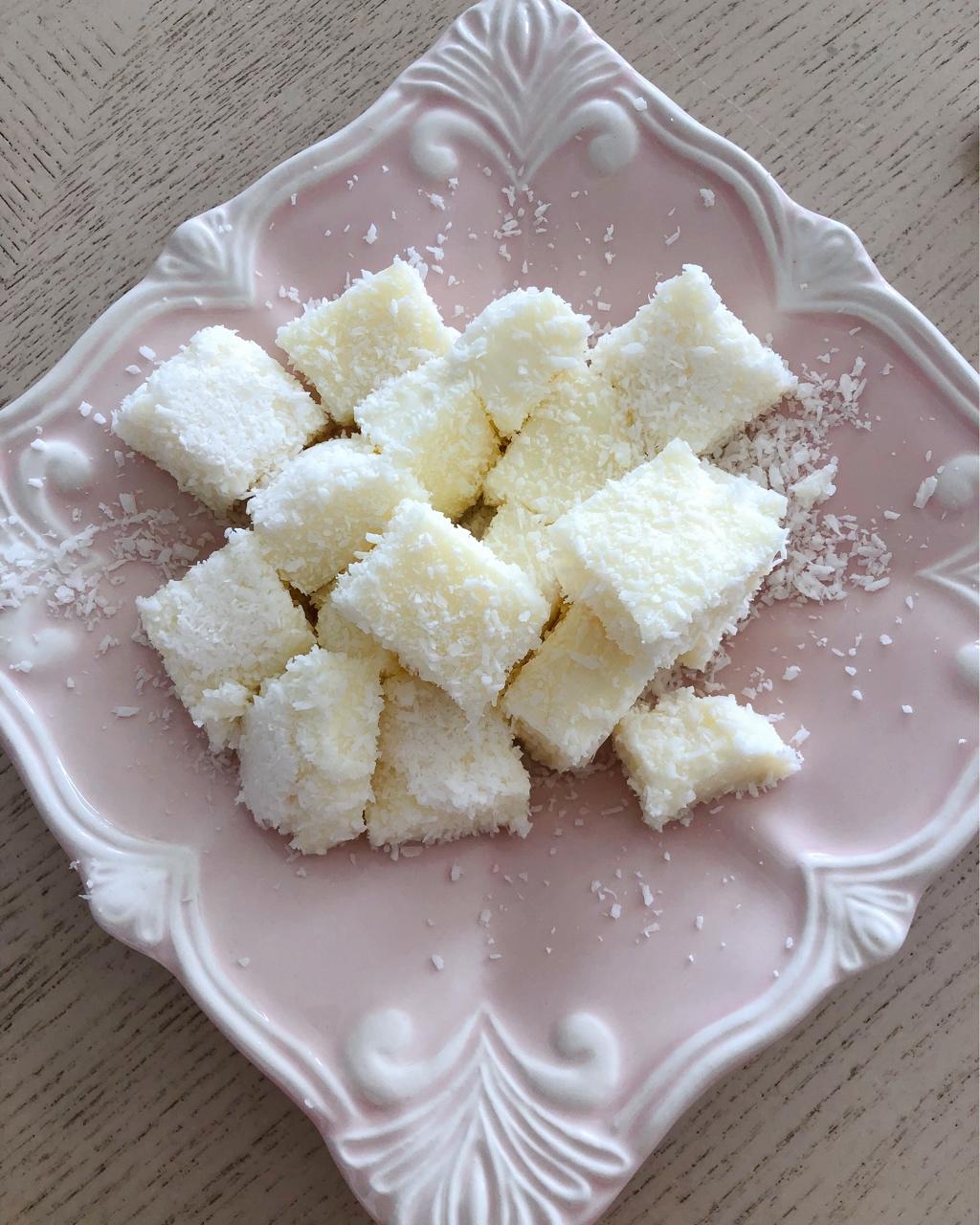 完胜85度C牛奶椰丝小方