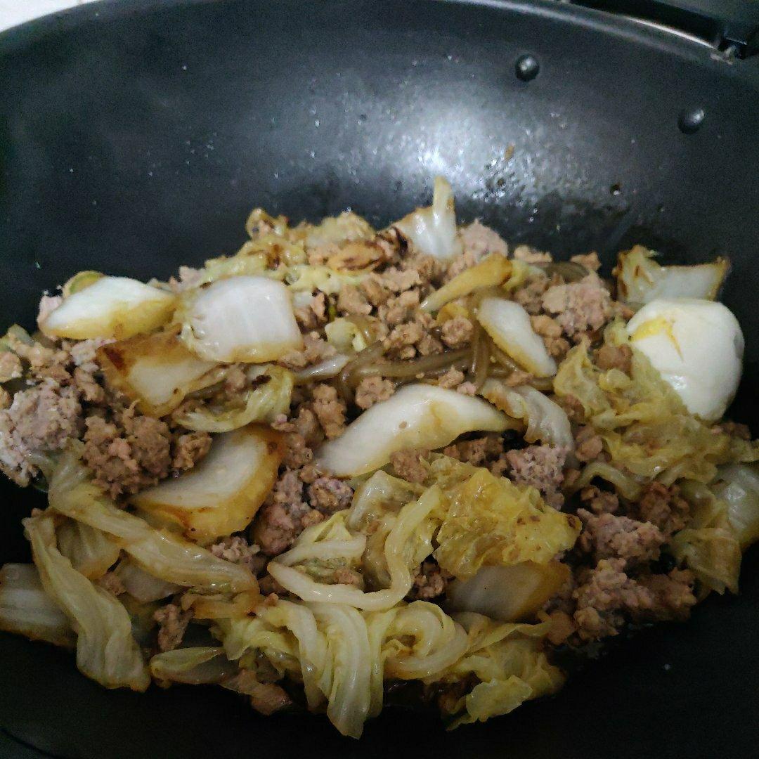 白菜肉沫炒粉条