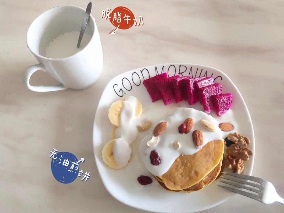 香蕉牛奶煎饼--好吃快手零失败的早餐