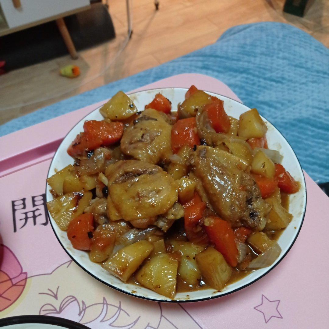 简单好味的鸡翅焖锅