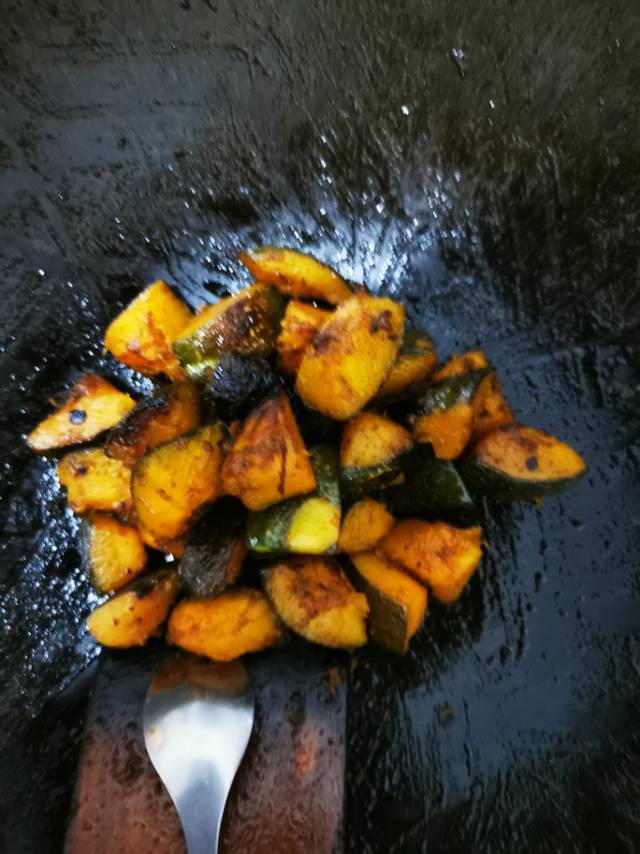 炒贝贝南瓜【超级快手下饭】