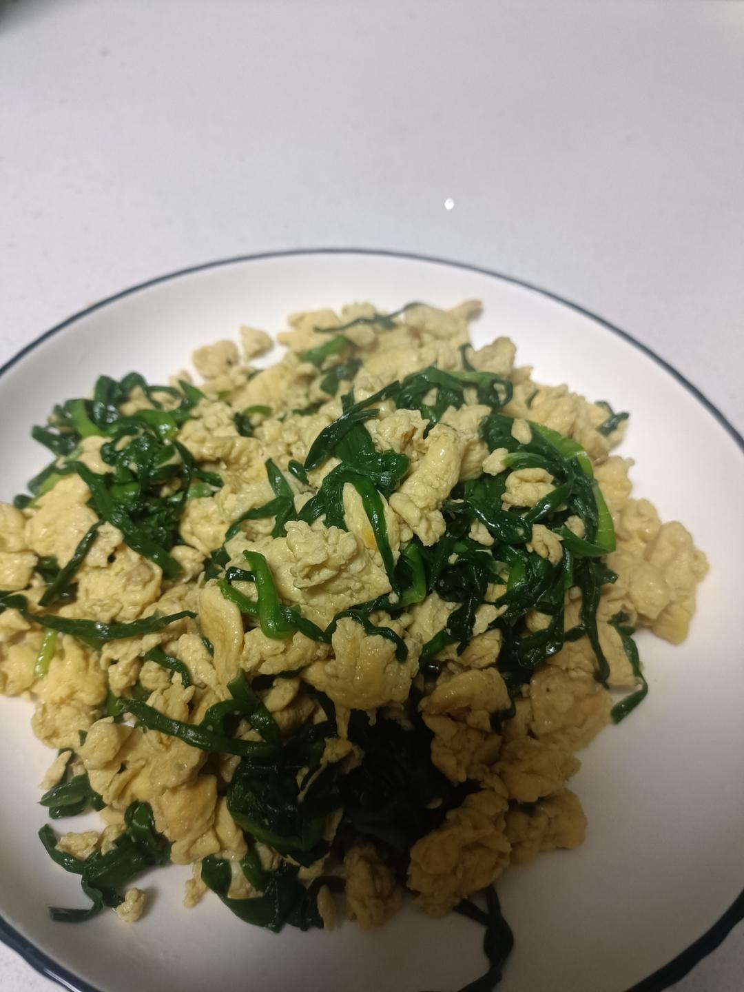 韭菜炒鸡蛋——三分钟快手下饭菜 掌握火候的秘诀