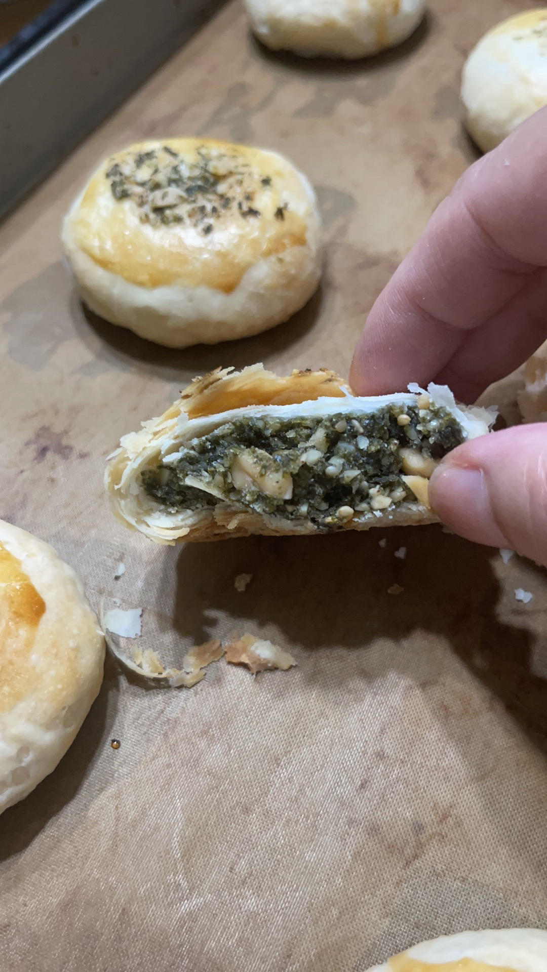 宁波苔菜月饼