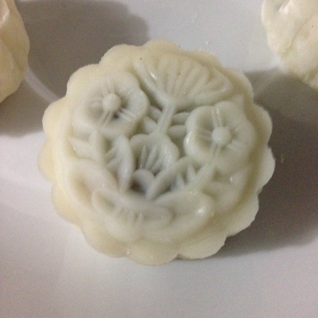 冰皮豆沙月饼