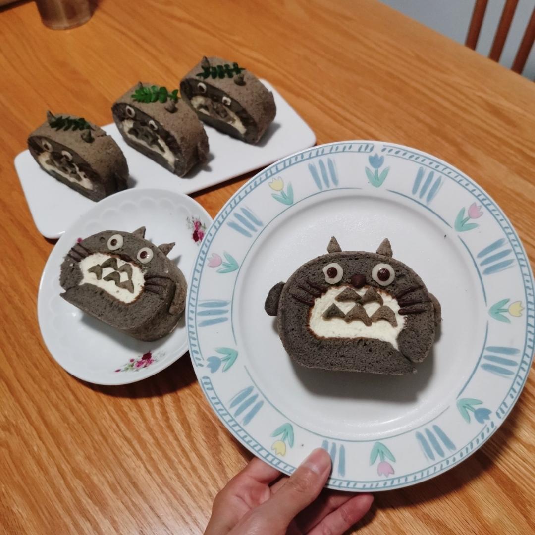 龙猫 黑芝麻蛋糕卷
