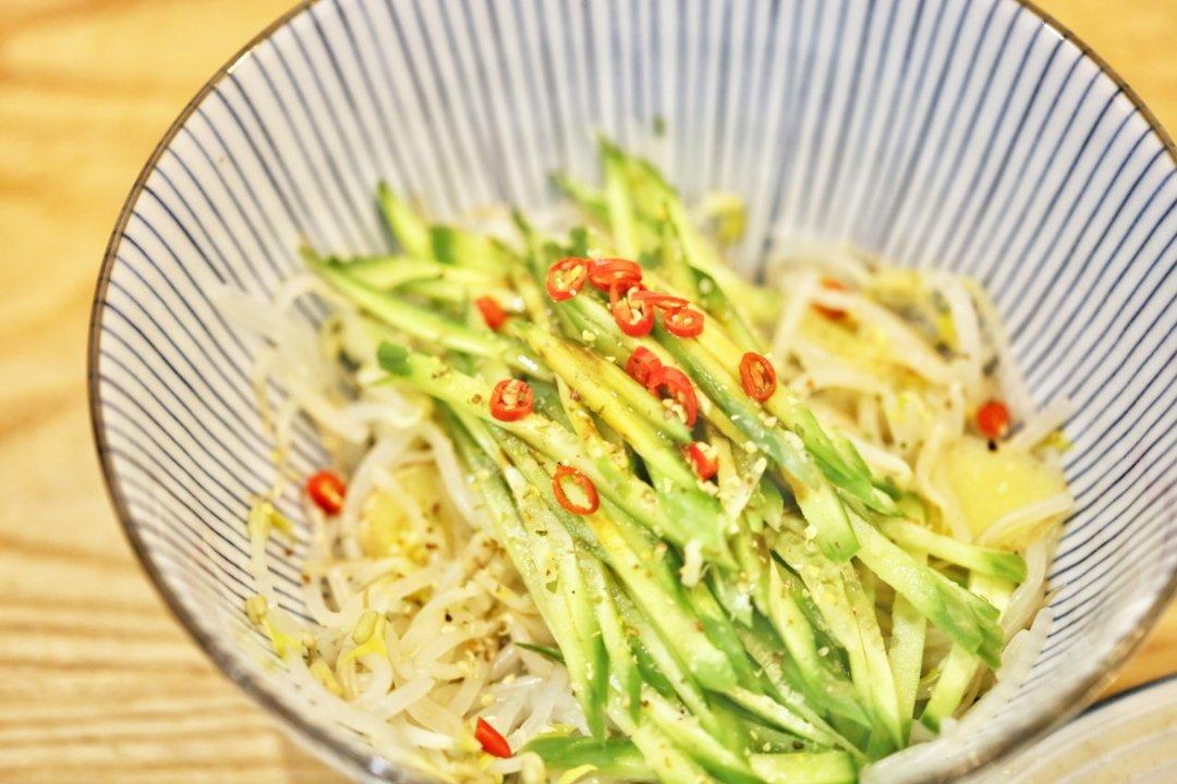 凉拌豆芽黄瓜菜