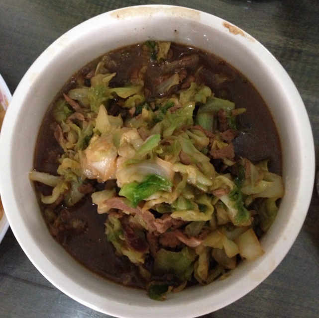 蚝油卷心菜炒肉片