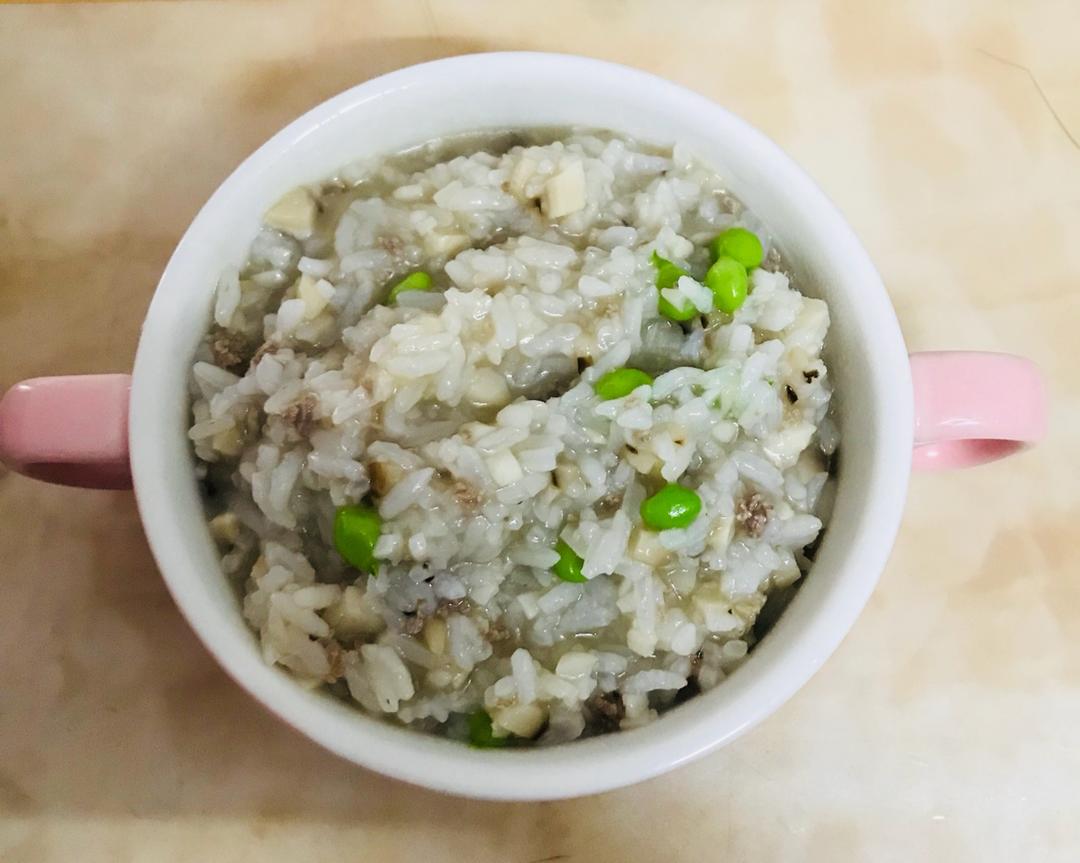 宝宝辅食——菌菇甜豆牛肉烩饭的做法