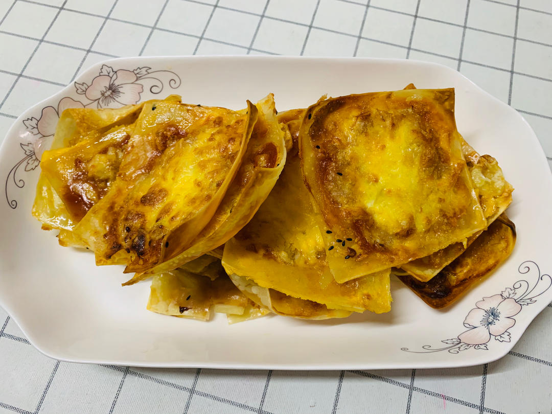馄饨皮化身追剧小零嘴