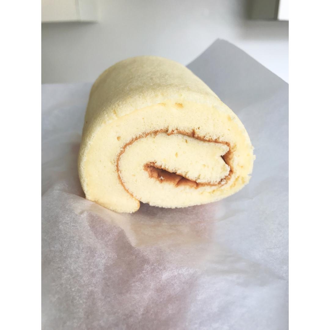 《Tinrry下午茶》教你做基础原味蛋糕卷