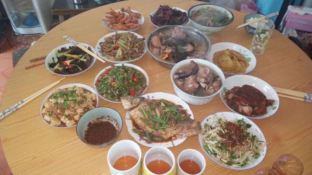 中餐｜泡椒鲫鱼