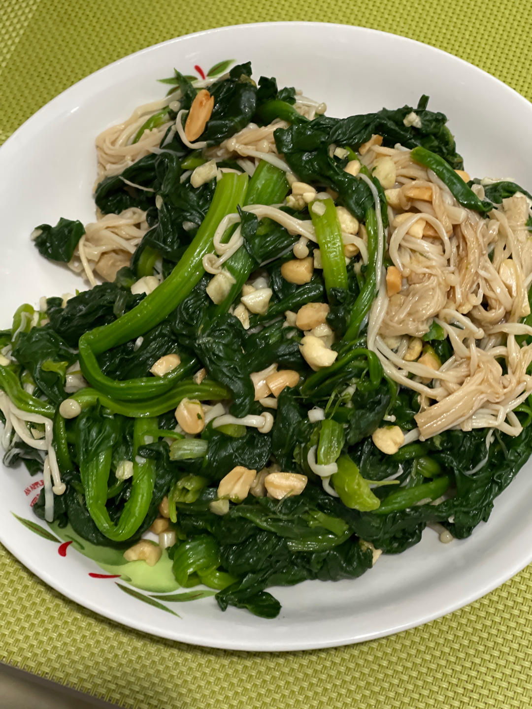 凉拌菠菜金针菇