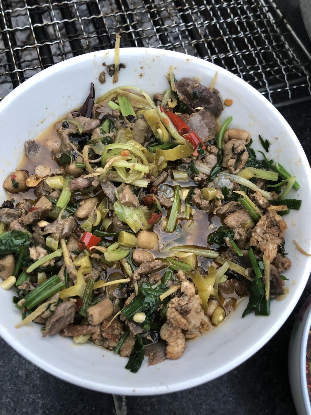 芹菜牛肉沫（滇味）的做法