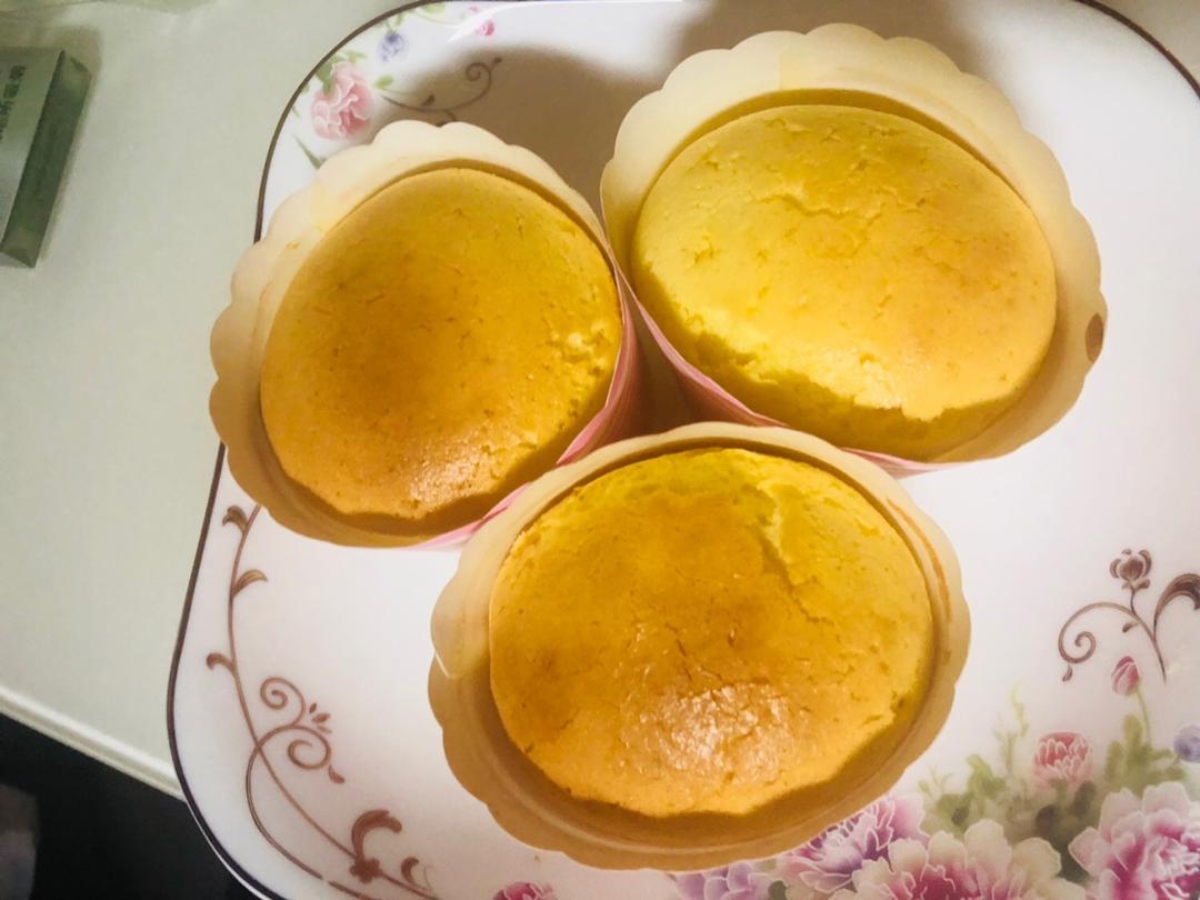 轻乳酪芝士纸杯蛋糕