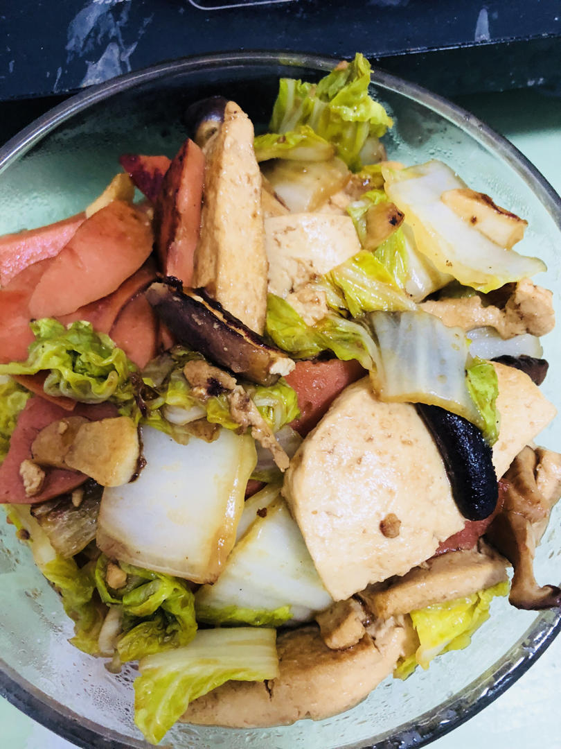 给肉都不换白菜豆腐煲