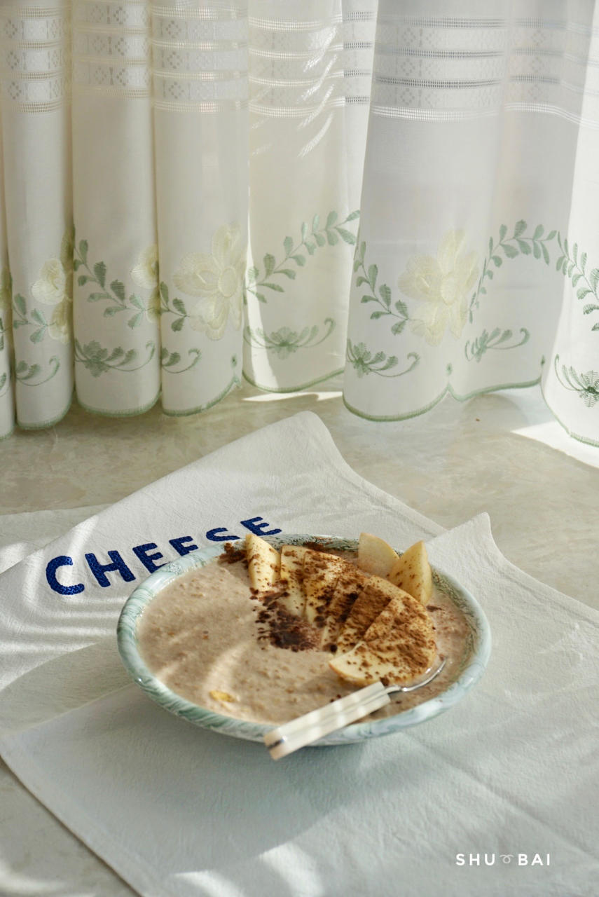 醪糟牛奶麦片炖苹果粥【健康饮品】