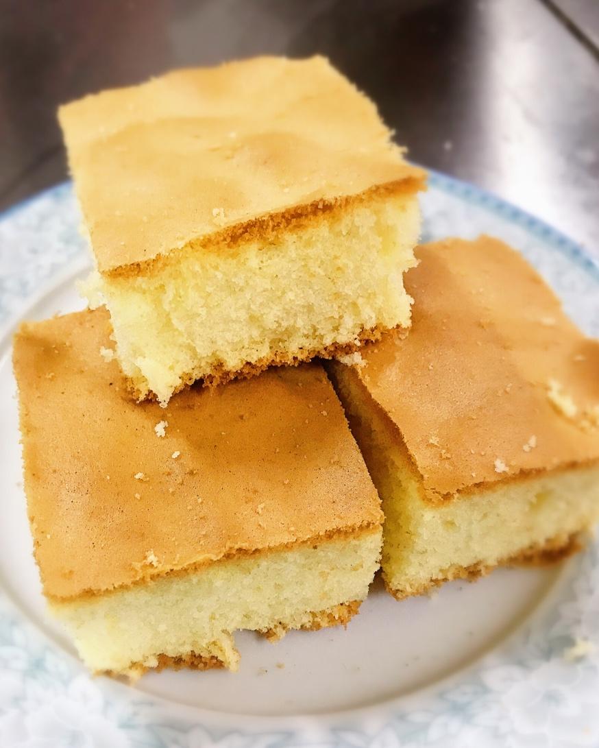 灵魂的羽翼做的海绵蛋糕