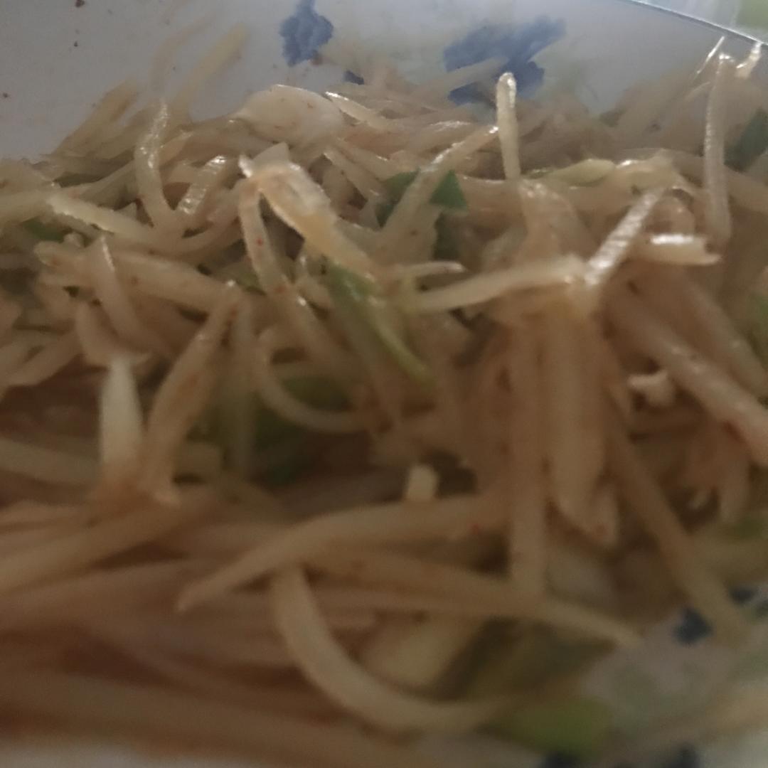 凉拌土豆丝