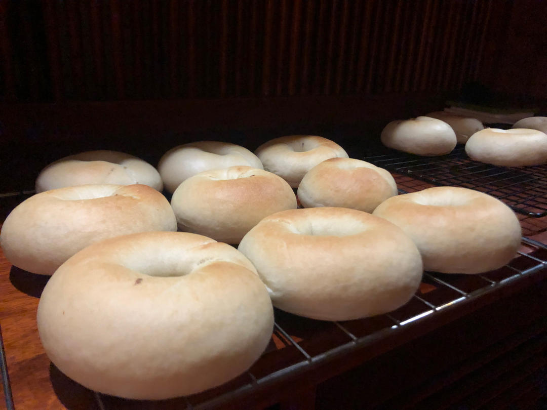 中式咸口菜脯腊肠贝果