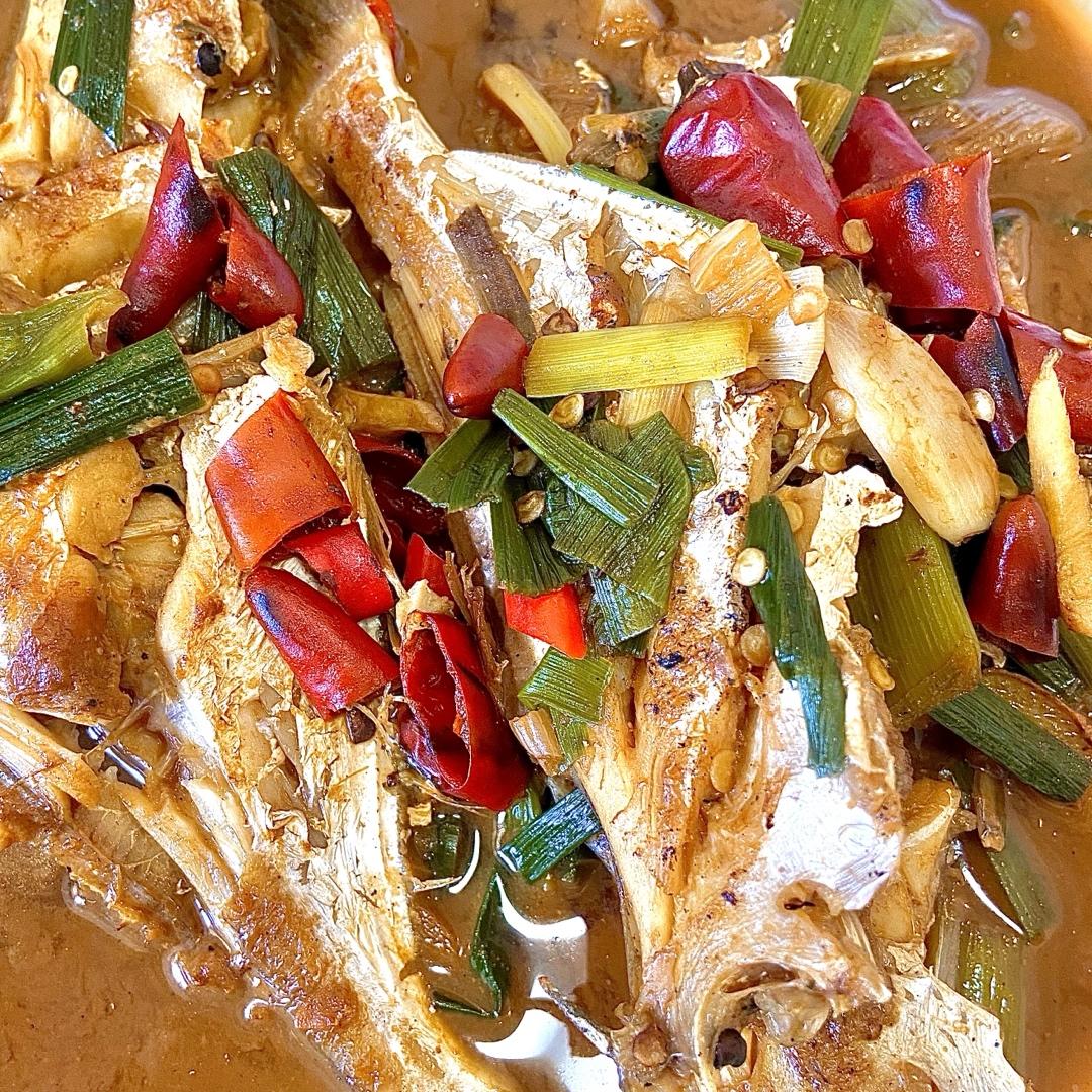 家常版干烧剥皮鱼