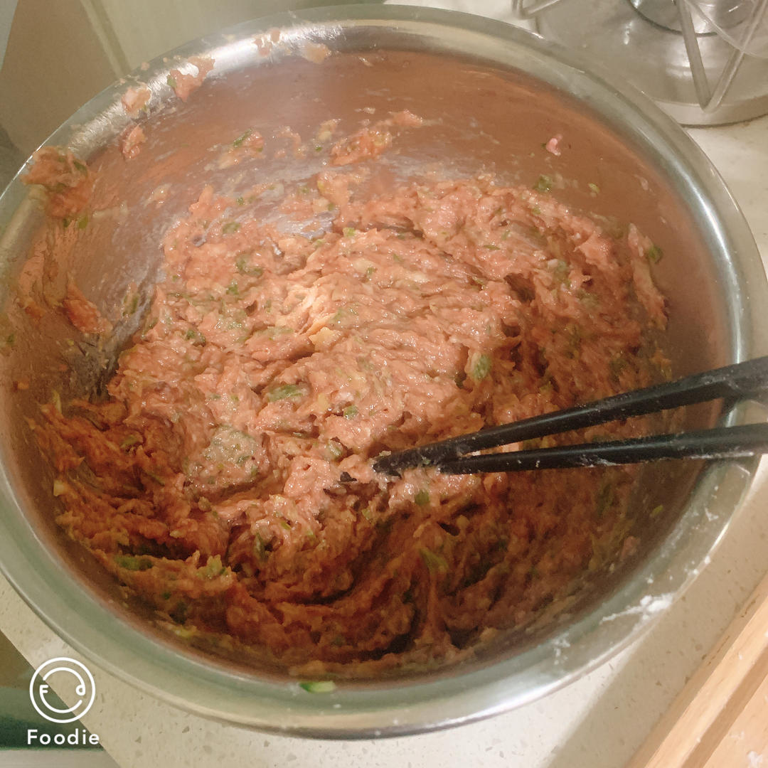 怎样做饺子馅嫩而不柴的炒招