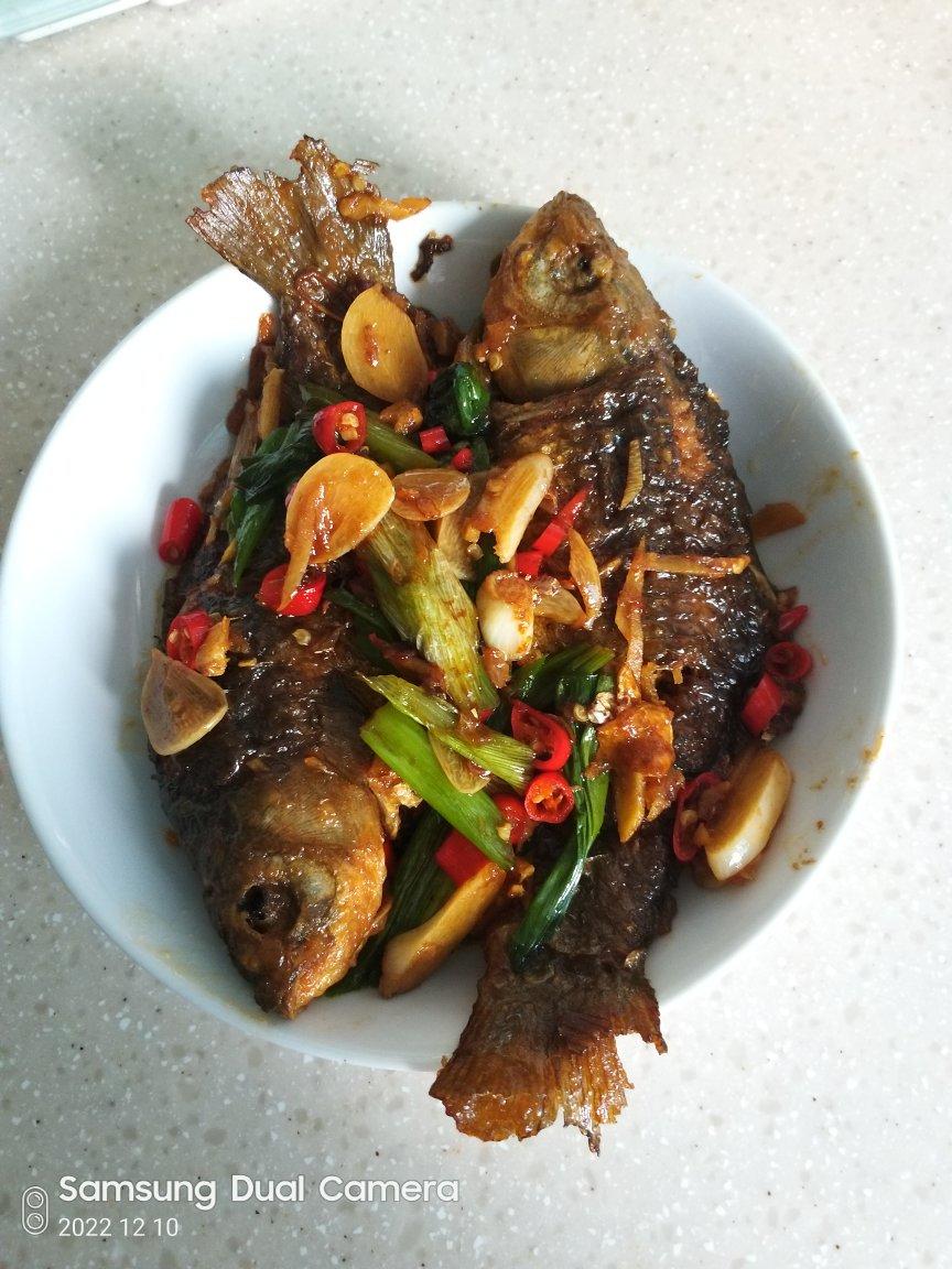 干烧鲫鱼