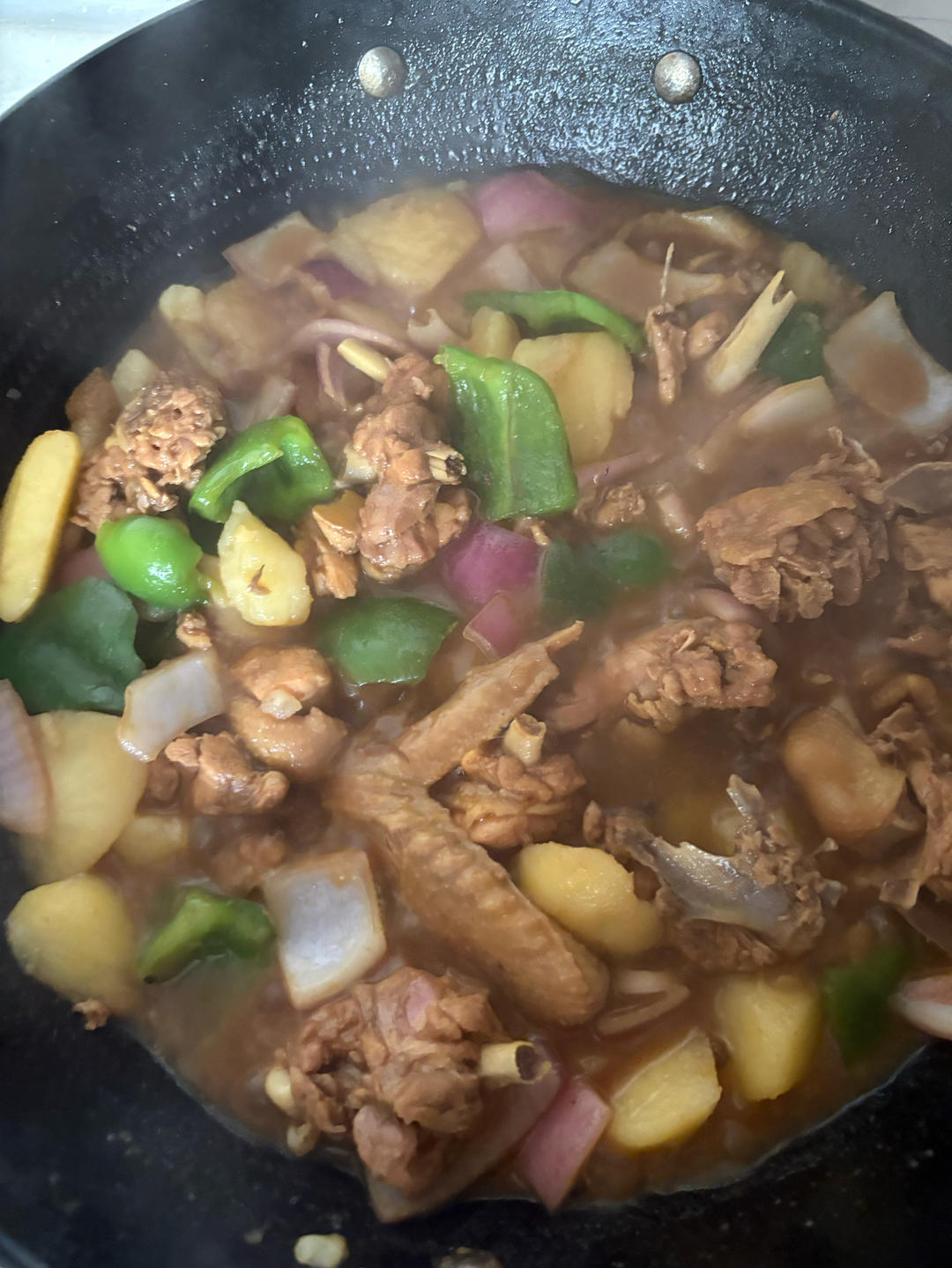 红烧鸡块炖土豆