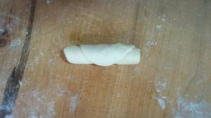 超级酥的老婆饼(传统糯米馅和奶黄馅)的做法 步骤9