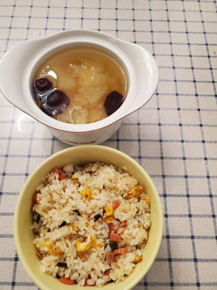 红枣银耳莲子羹（有出胶质、出胶，懒人的电压力锅版）