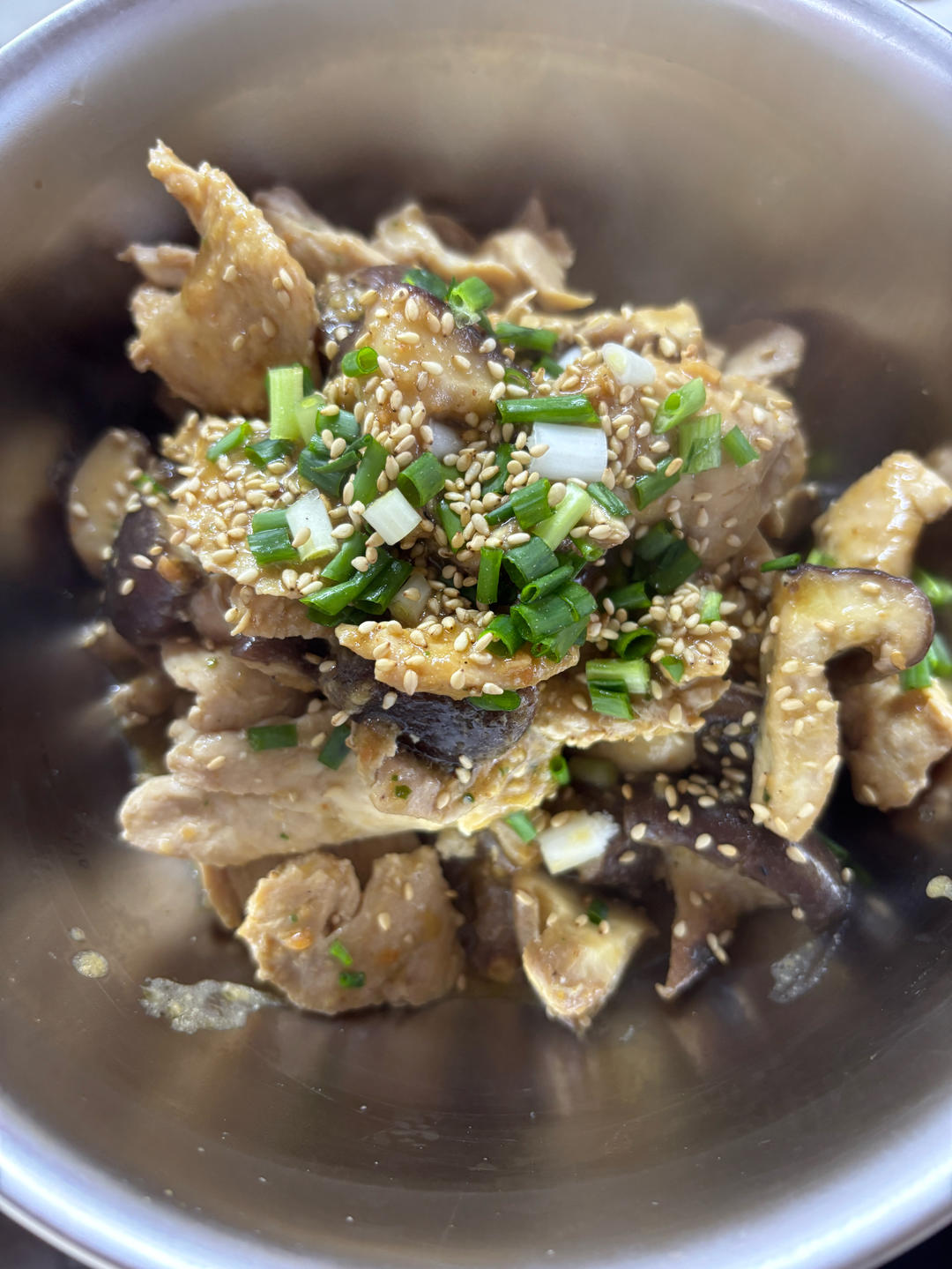 快手鸡胸炒蘑菇