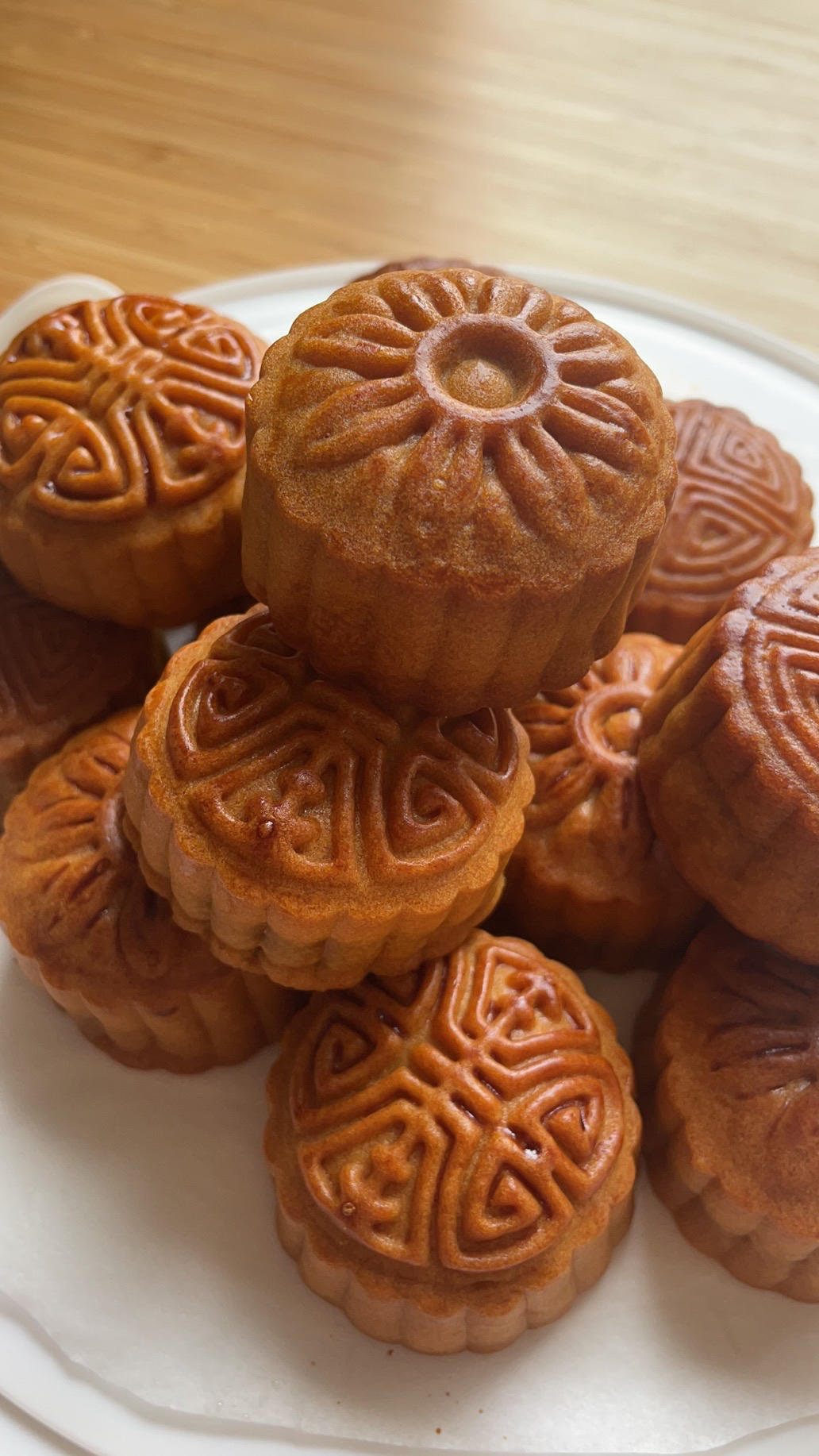 广式月饼—蛋黄莲蓉月饼
