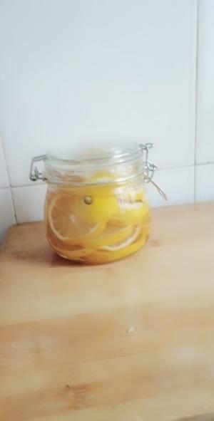 蜂蜜腌柠檬的做法 步骤6