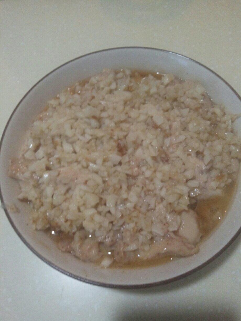 蒜蓉蒸鸡胸（鸡腿）