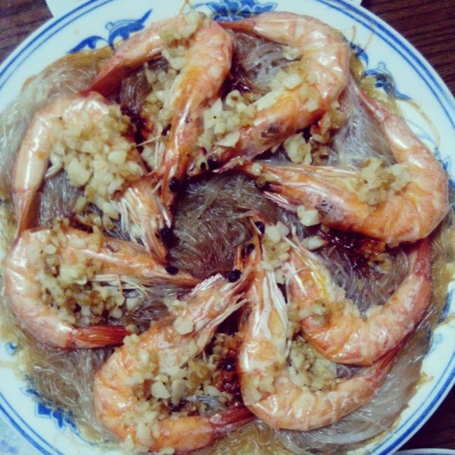 蒜蓉粉丝蒸大虾