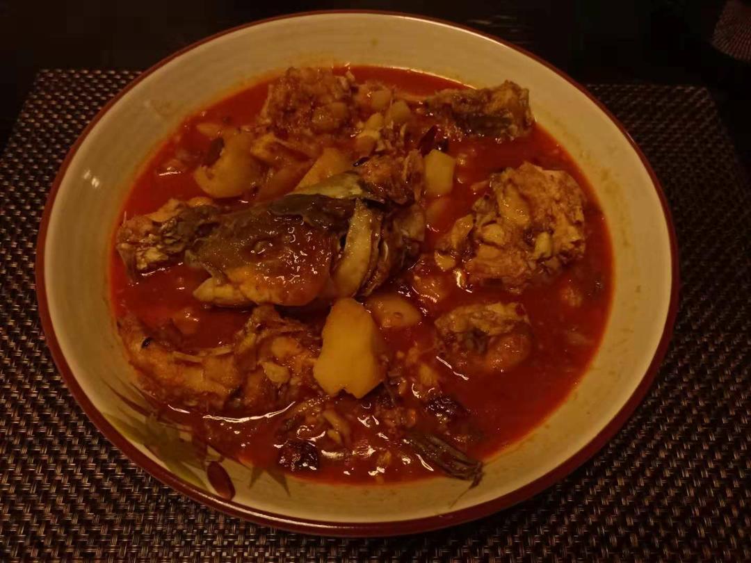 哈素海草鱼炖土豆