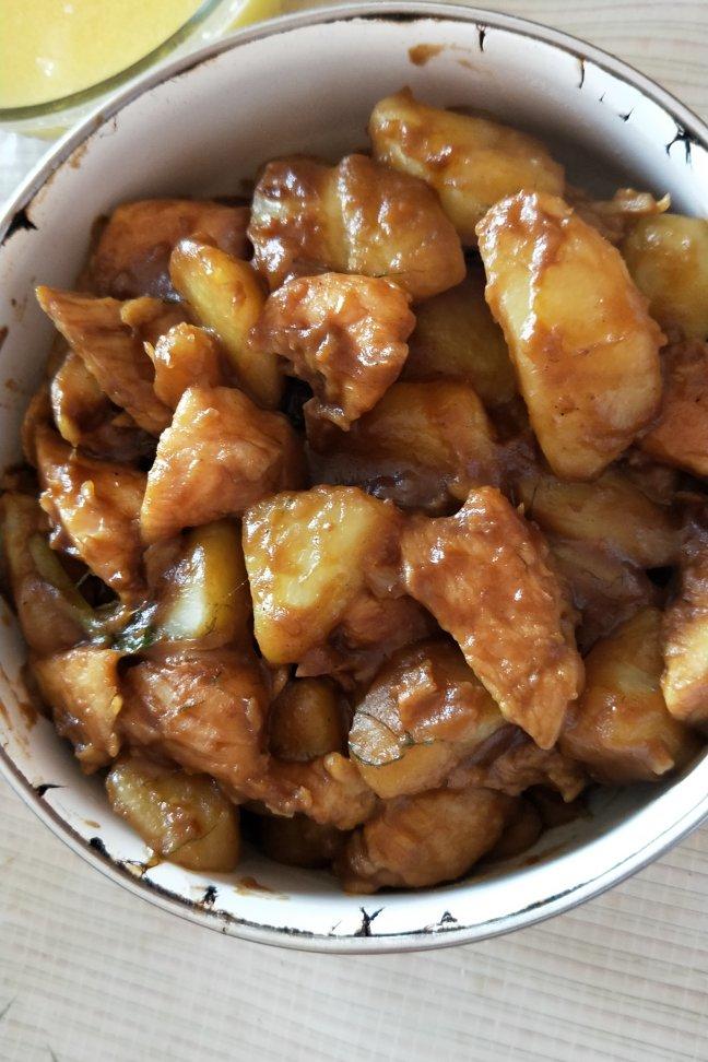 土豆焖鸡腿